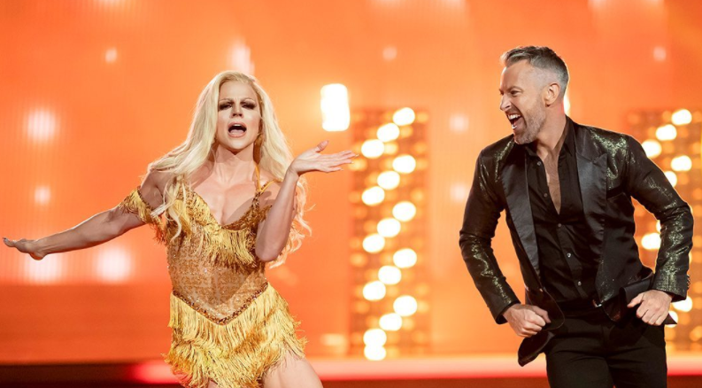 Image @dancingau/Instagram