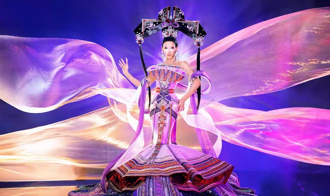 Plastique Tiara announces engagement to her partner