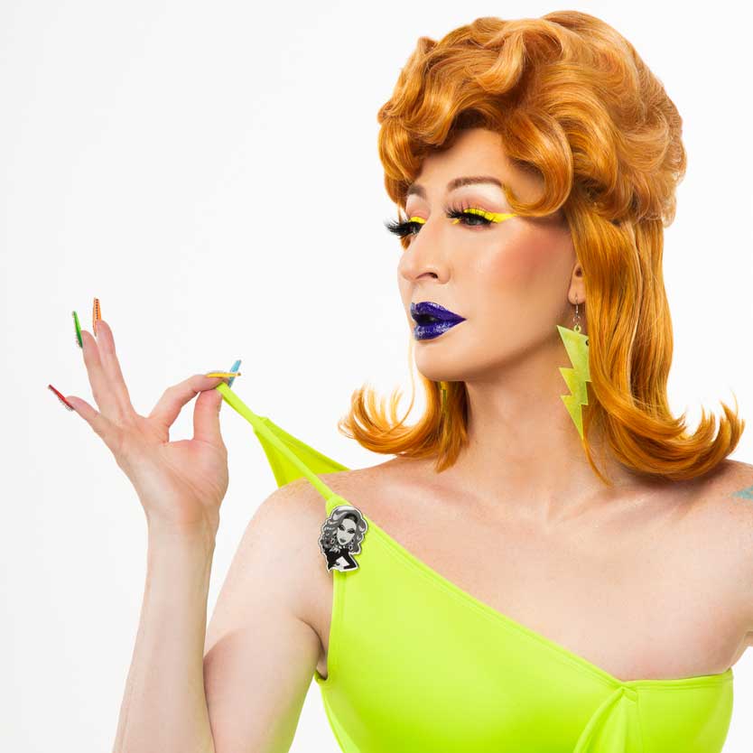 Detox's Monochrome Look - Collectible Pin