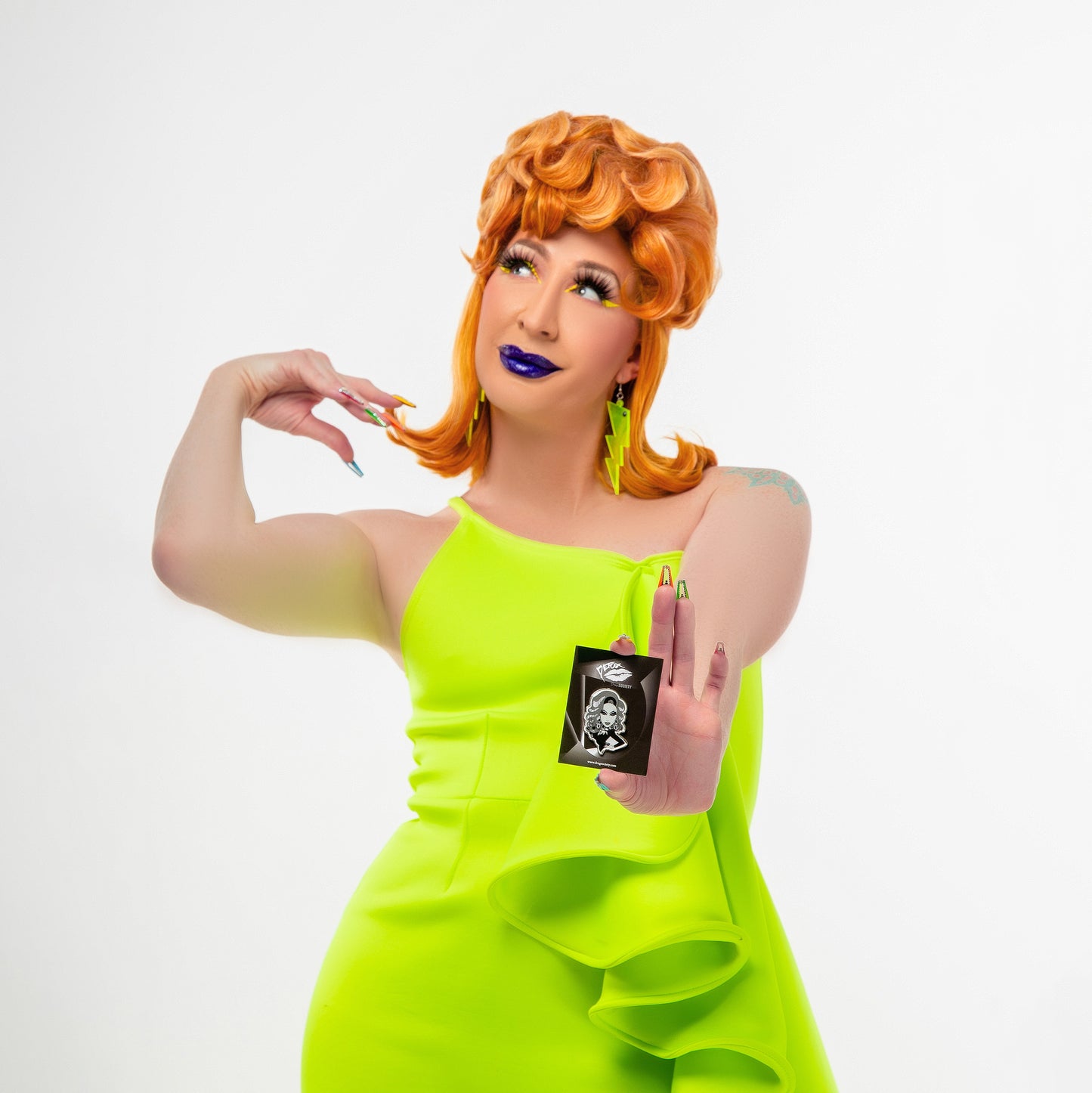 Detox's Monochrome Look - Collectible Pin