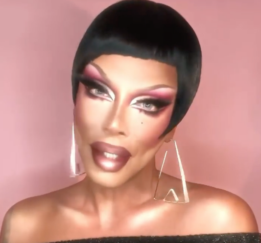 Raven is set to host new drag makeup competition series.