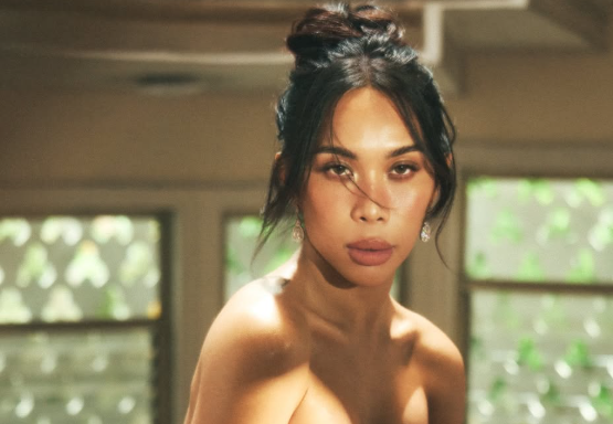 Marina Summers posts homage to women around the world on International Women's Day